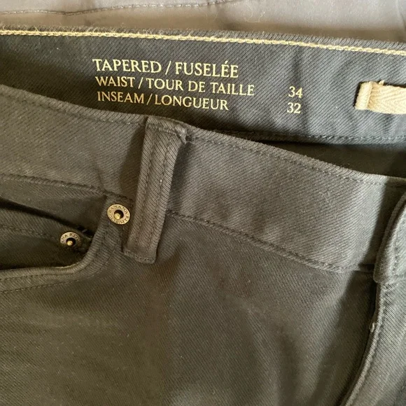 Banana Republic Men’s Tapered Fit Jeans - Picture 5 of 6